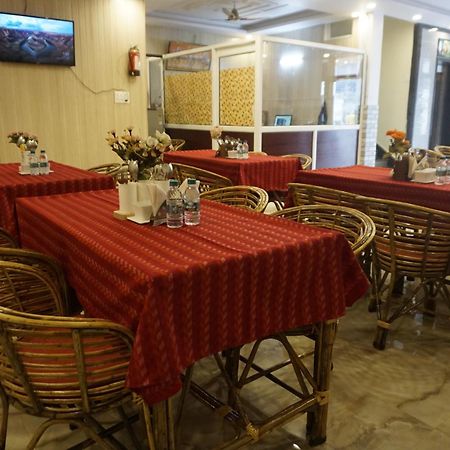 Hotel Kaanha Residency Inn By Shree Krishna Hospitality リシケーシュ エクステリア 写真