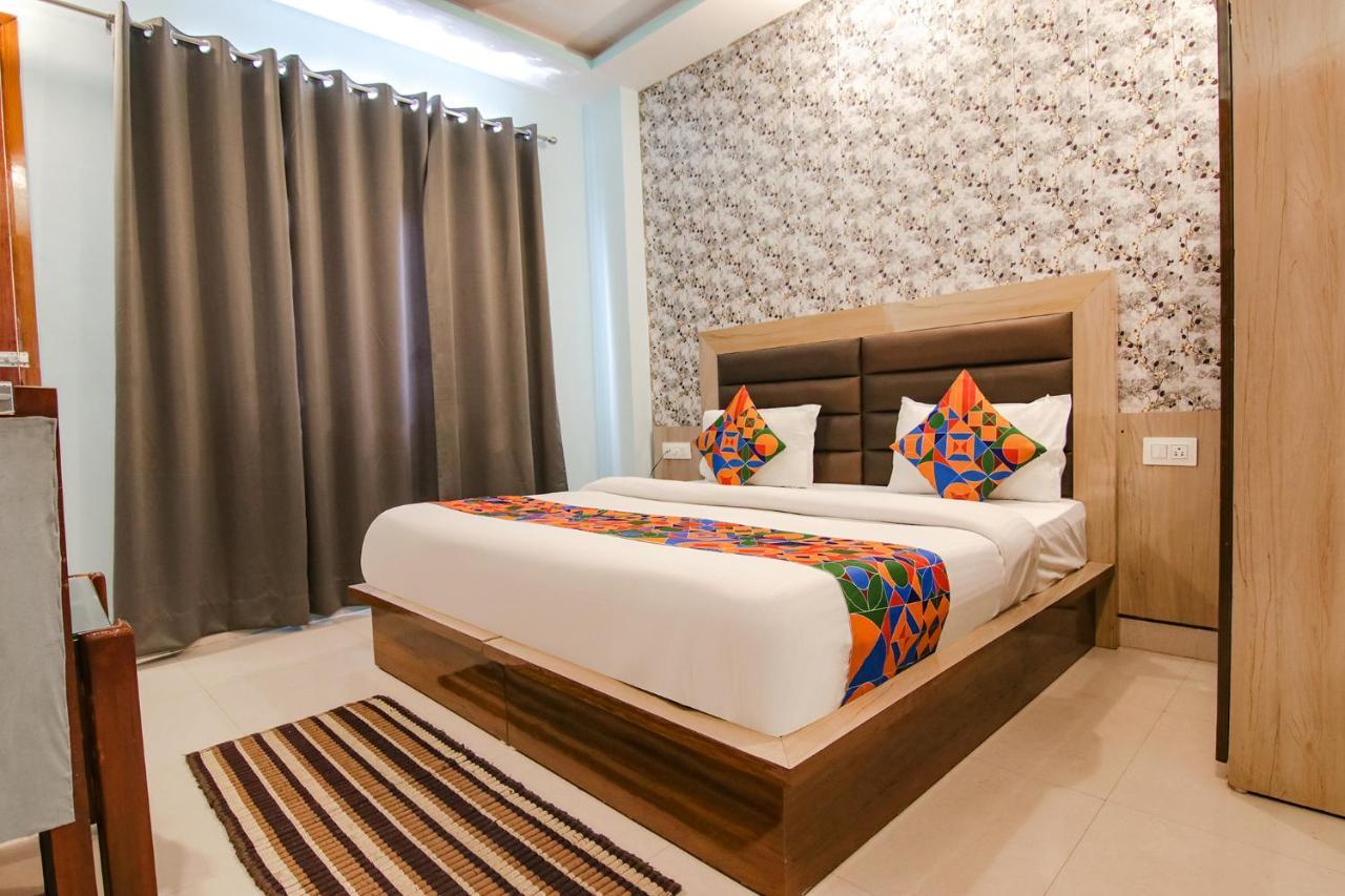 Hotel Kaanha Residency Inn By Shree Krishna Hospitality リシケーシュ エクステリア 写真