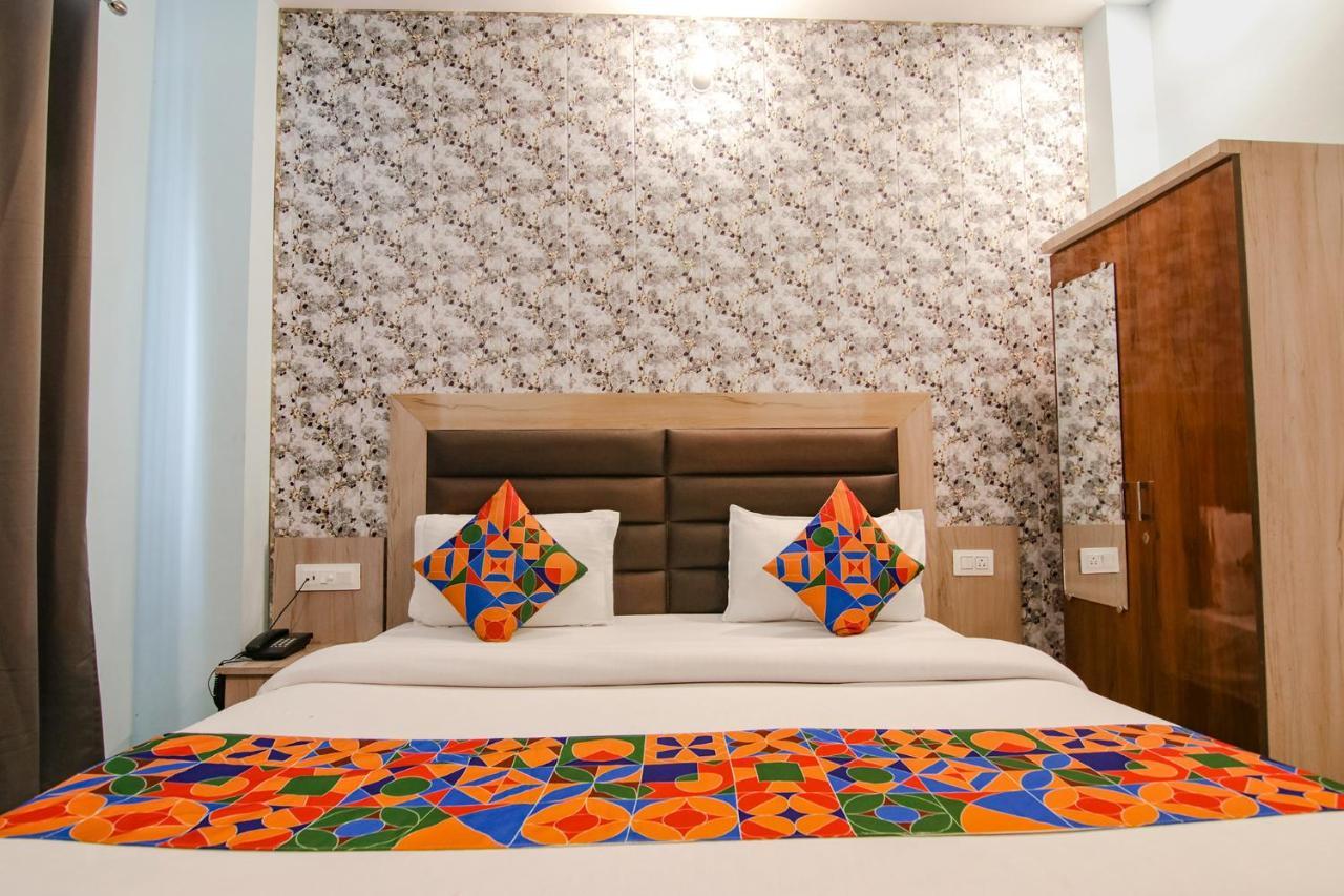 Hotel Kaanha Residency Inn By Shree Krishna Hospitality リシケーシュ エクステリア 写真