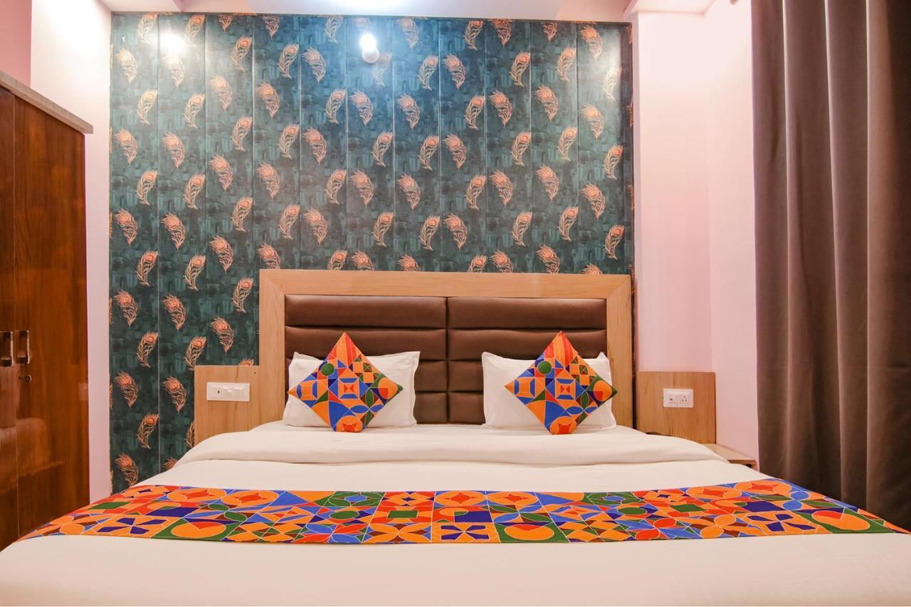 Hotel Kaanha Residency Inn By Shree Krishna Hospitality リシケーシュ エクステリア 写真