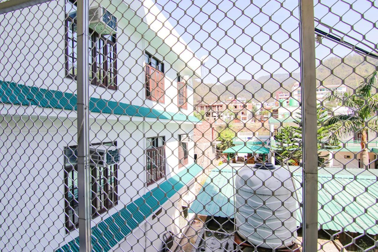 Hotel Kaanha Residency Inn By Shree Krishna Hospitality リシケーシュ エクステリア 写真